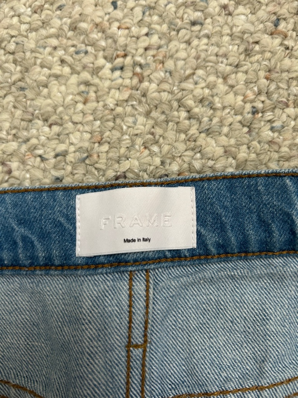 Frame Straight-Leg Jeans - Picture 5 of 10